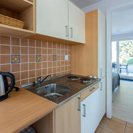 Vito Appartamento Njivice